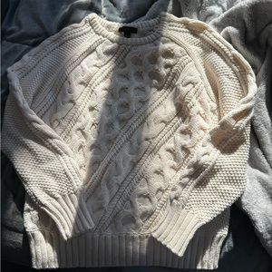 J CREW CABLE KNIT SWEATER